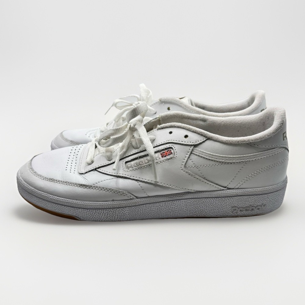 Reebok Women's White Leather Lace Up Low-Top Classic Club C 85 Sneakers Size 9.5
